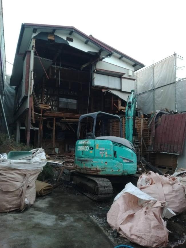 2024/12/26の解体状況：重機上屋解体