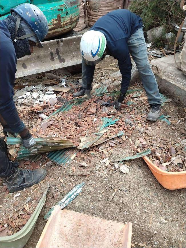 2024/12/26の解体状況：計画外工事、人力撤去