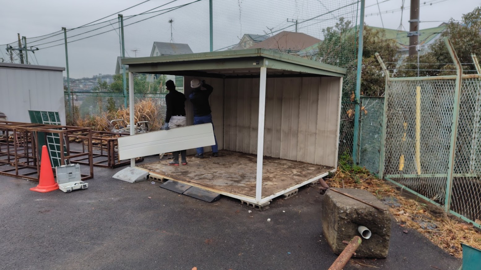 2025/12/26の解体状況：解体の様子