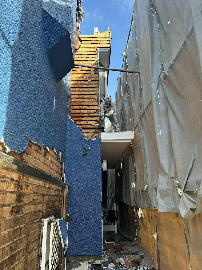 2026/03/20の解体状況：アスベストレベル３撤去、１養生、２湿潤化、３保護具着用、４手壊し、５分別適正処理