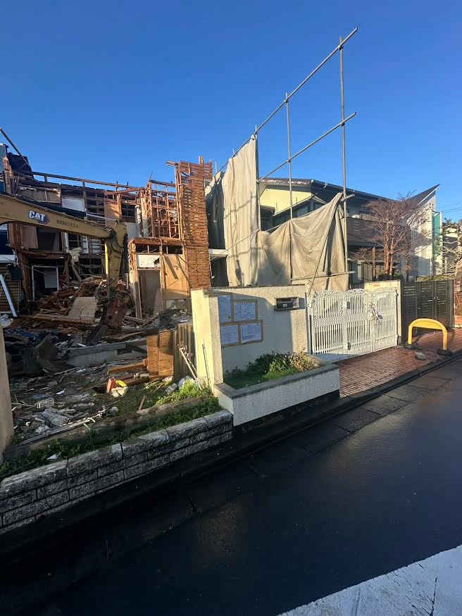 2026/03/20の解体状況：重機上屋解体