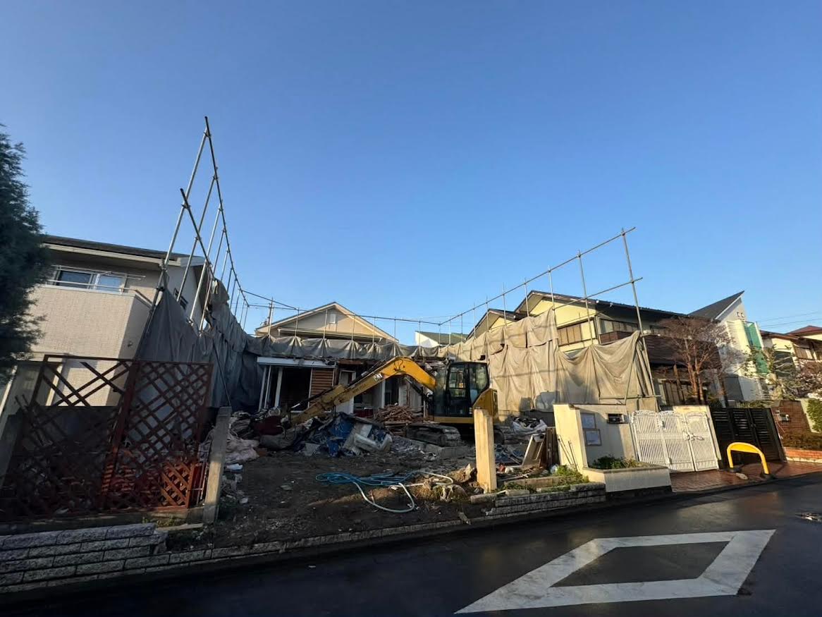 2026/03/20の解体状況：重機上屋解体