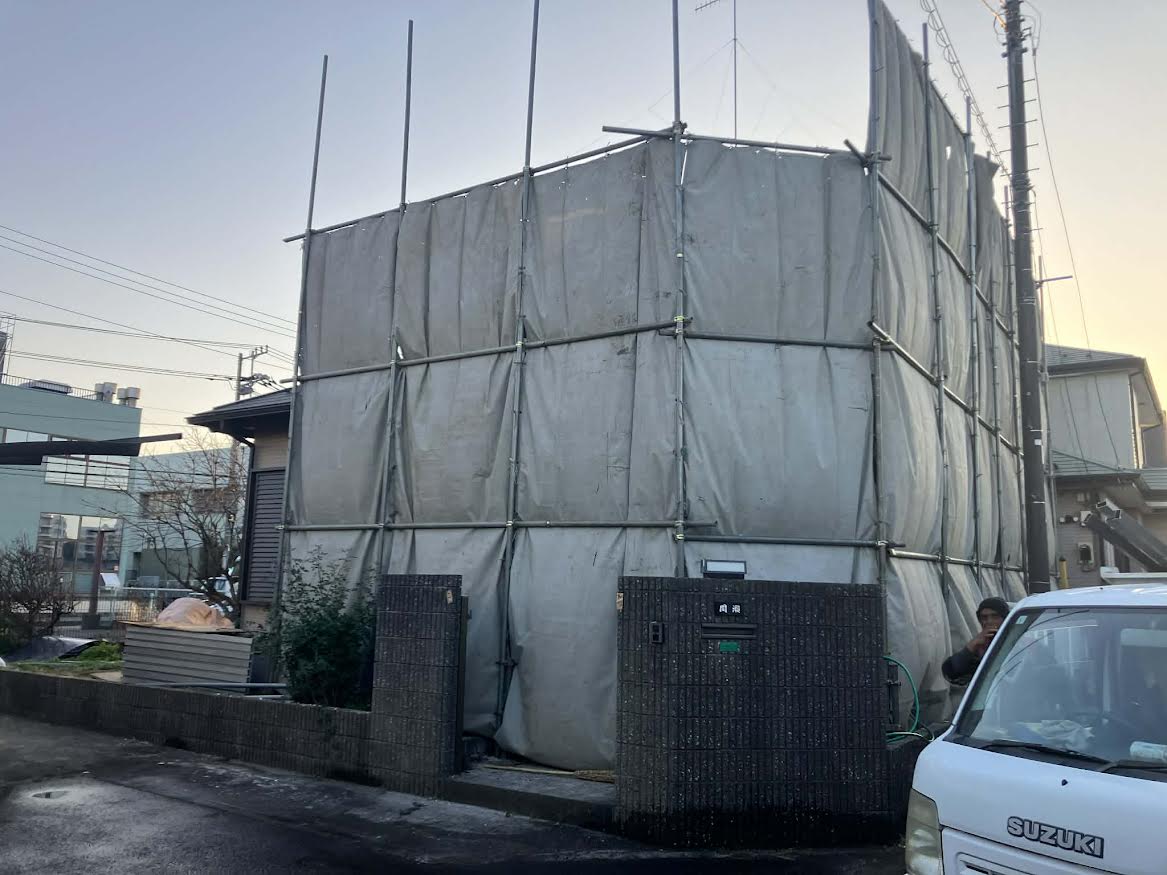 2026/04/04の解体状況：足場養生設置