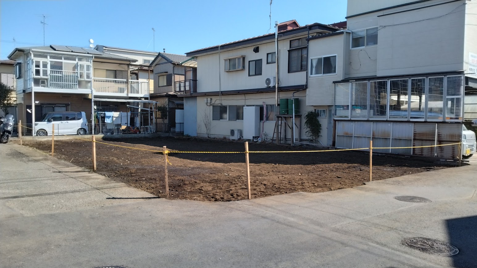 2025/02/24の解体状況：スケルトン掘削・整地完了