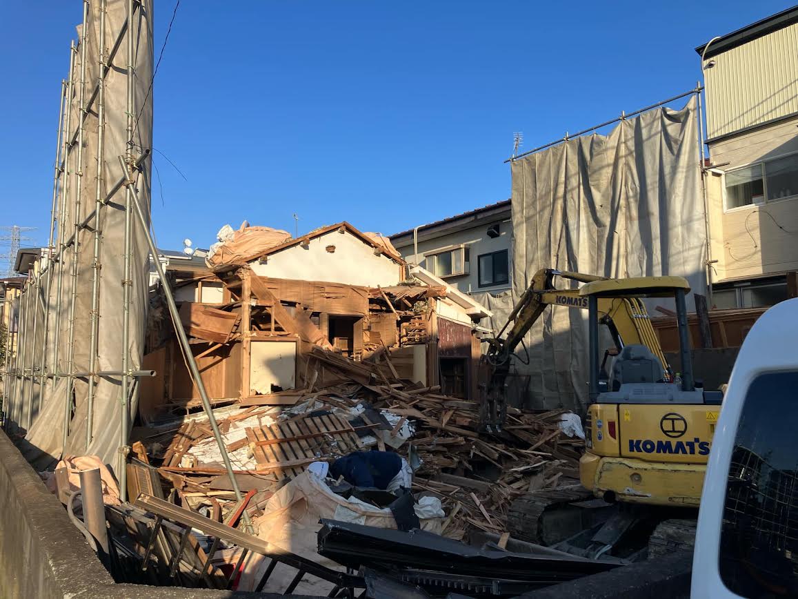 2025/02/24の解体状況：重機解体状況