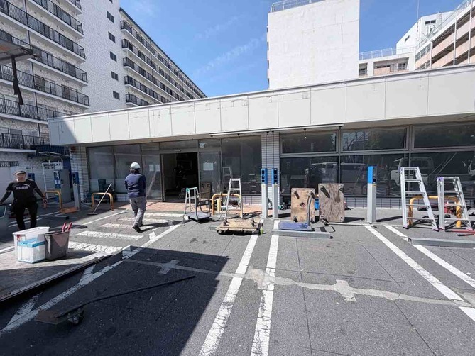 2026/07/27の解体状況：什器類・設備撤去