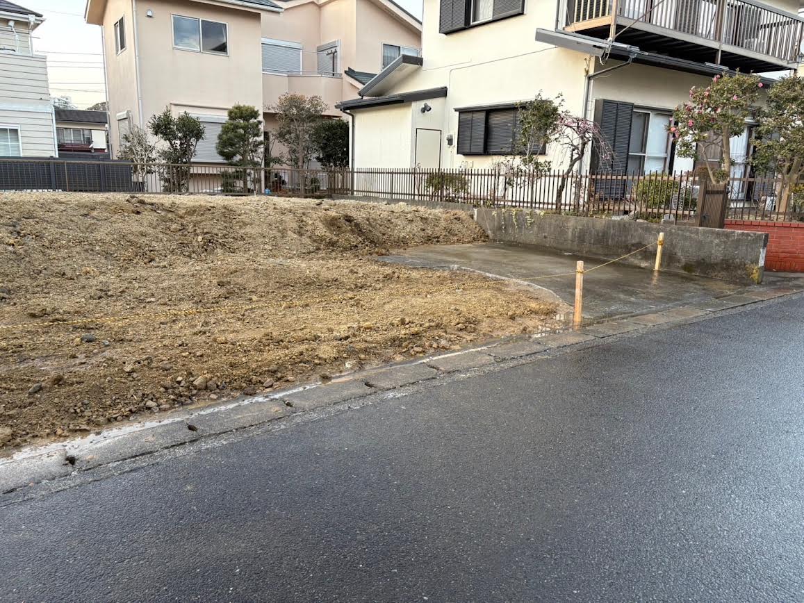 2025/02/18の解体状況：スケルトン掘削整地完了