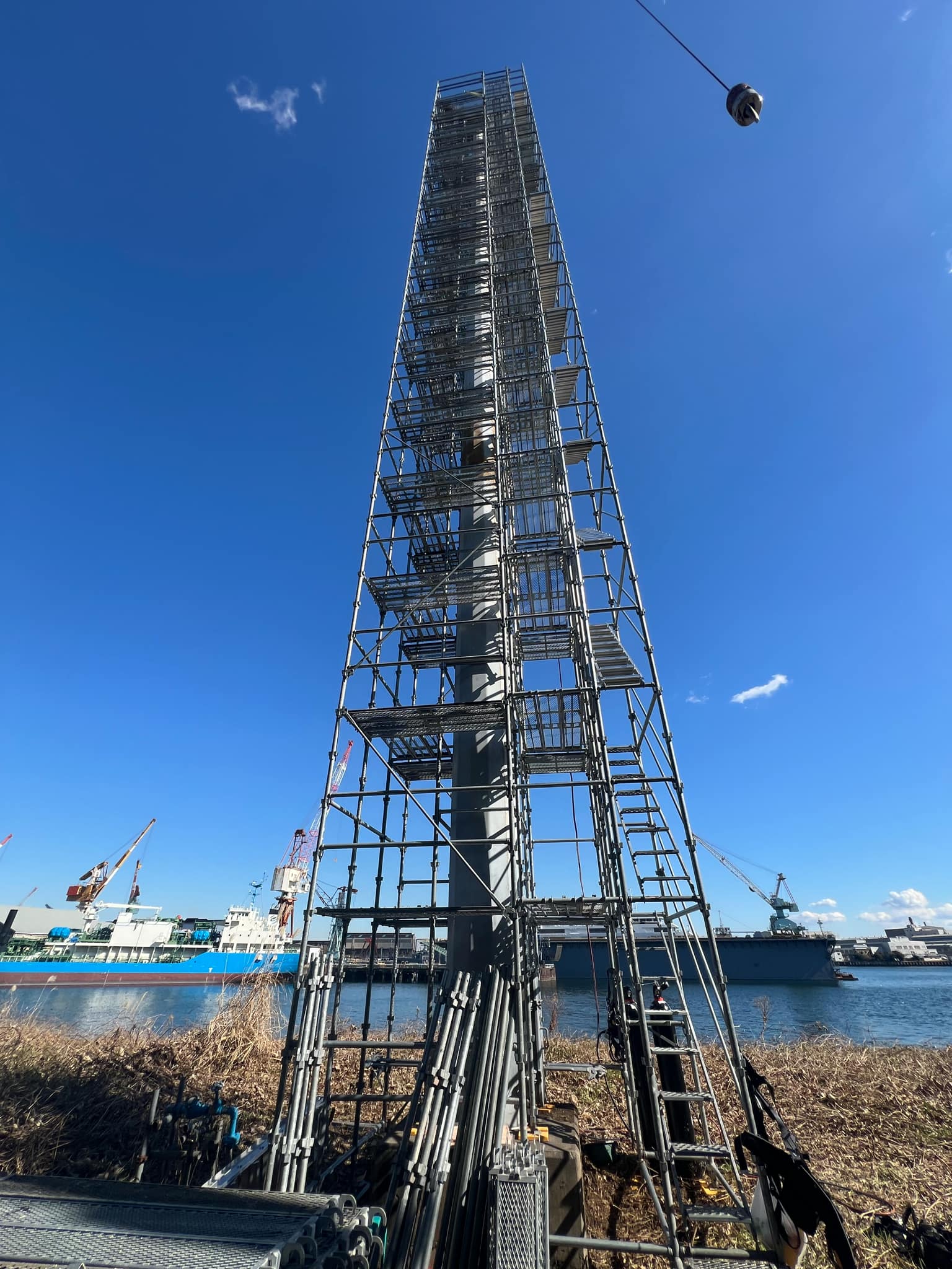 2025/02/07の解体状況：各所養生