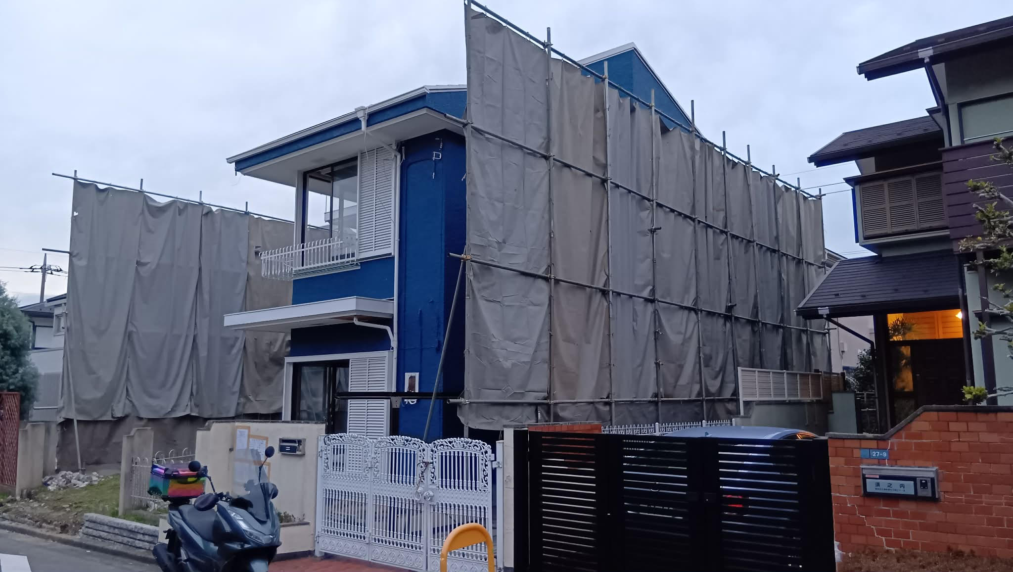 2026/03/20の解体状況：足場養生設置