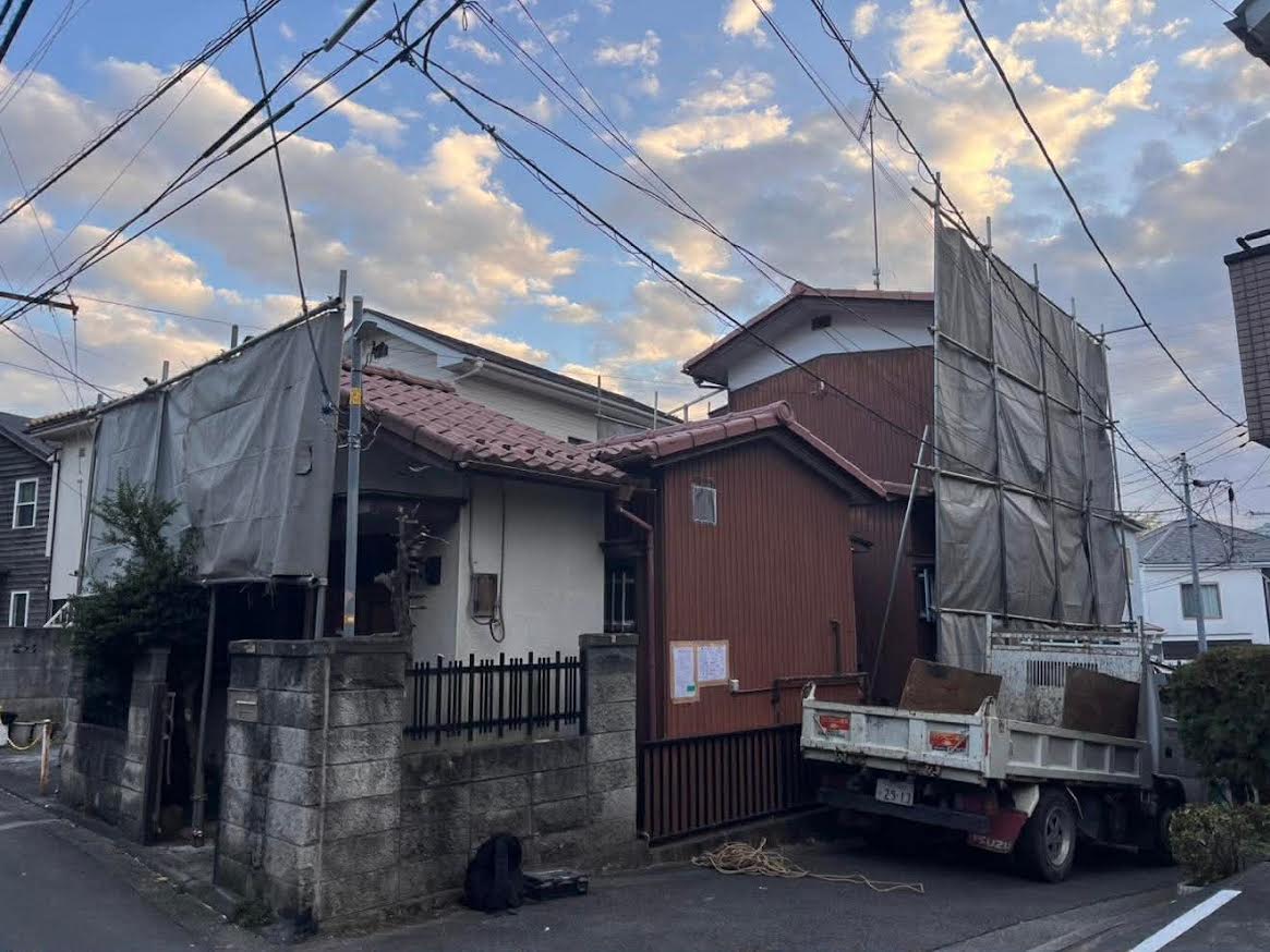 難易度：★★★★☆<br> 住宅解体：木造瓦葺２階建（トタン貼り、ヌノ基礎）／神奈川県横浜市港北区