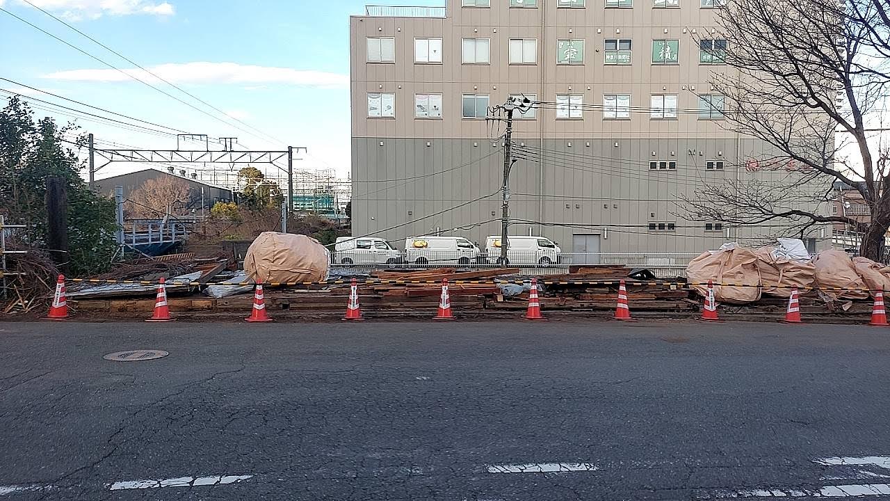 2025/03/20の解体状況：上屋人力撤去完了